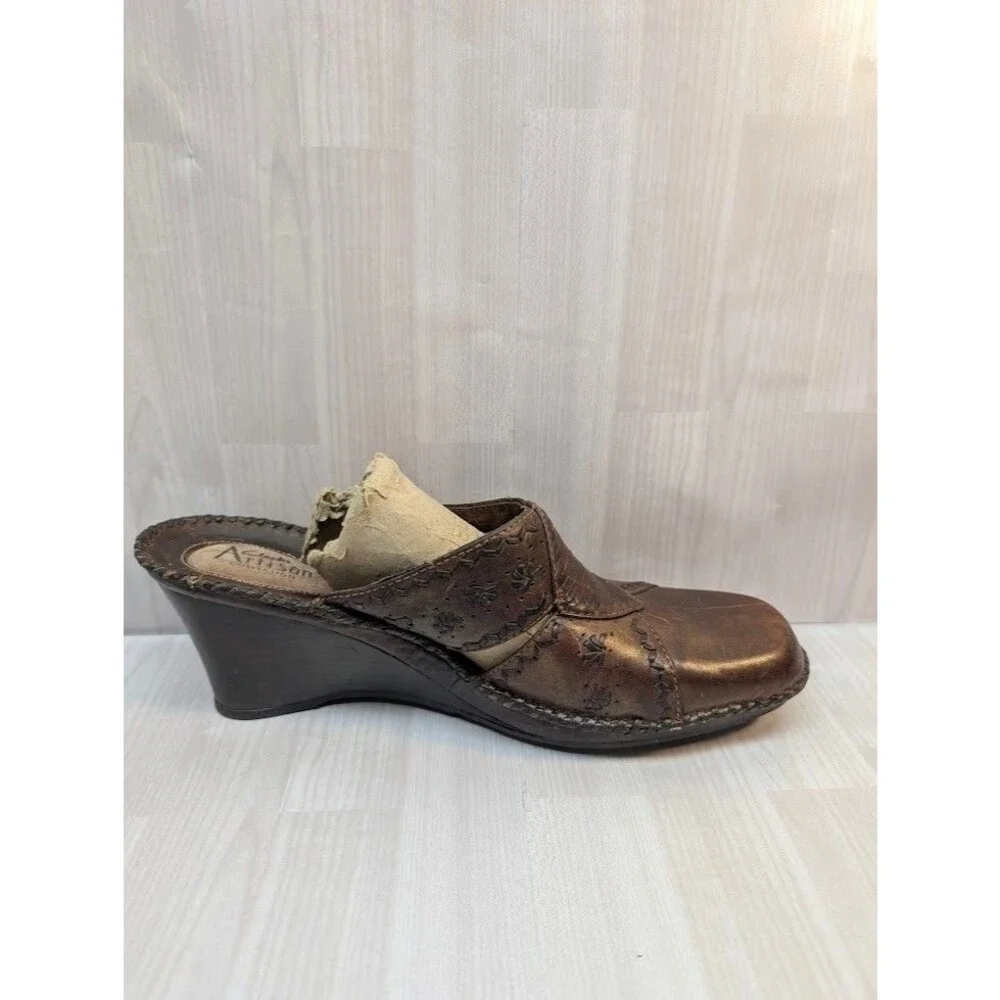 Clarks Artisan Clogs Mules Wedge Heel Womens Sz 10M 74530 Dark Brown Leather